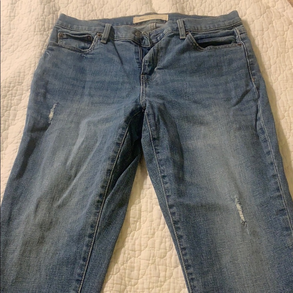 Gap girlfriend capris